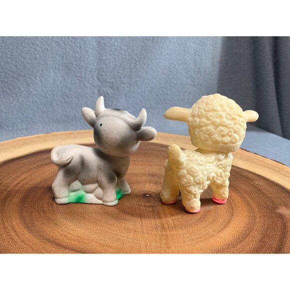 Vintage R Dakin & Co Lamb & Calf Figurines - Adorable Farm Animal Decor - Picture 4 of 10